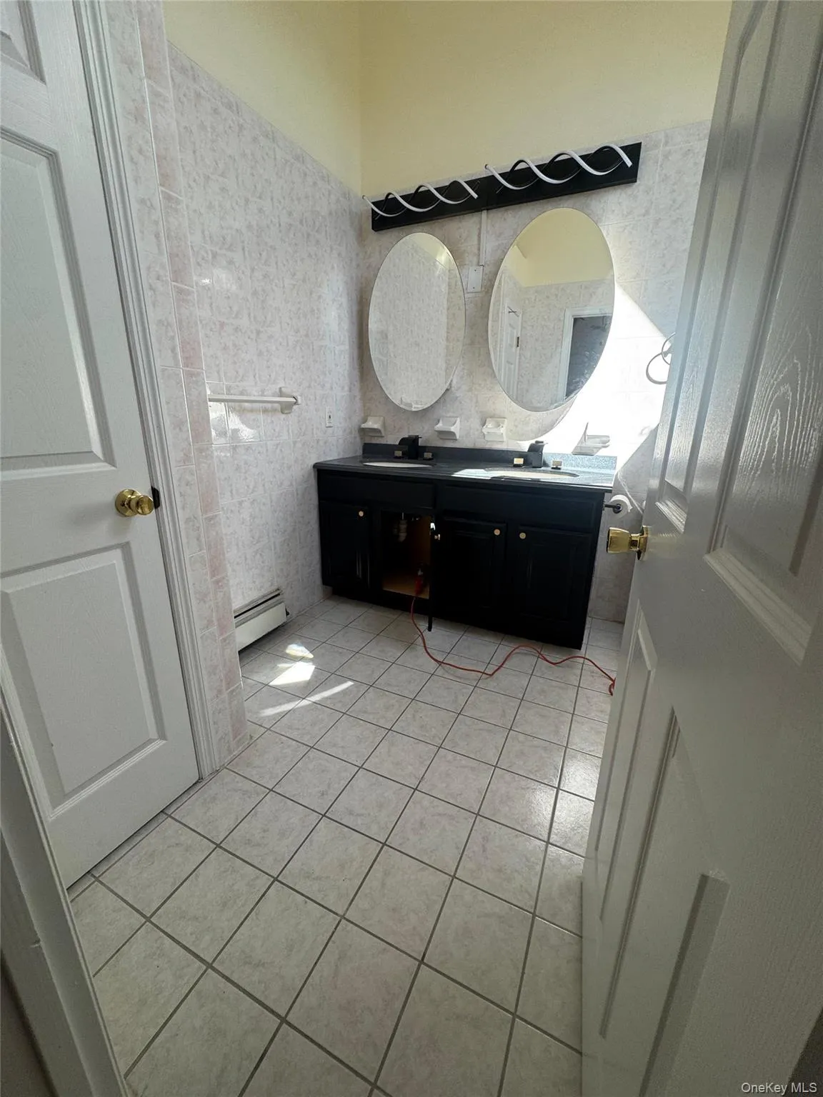 25016 41st Road, New York, NY, 3 Bedrooms Bedrooms, 6 Rooms Rooms,2 BathroomsBathrooms,Residential Lease,For Rent,41st,0,972889 25016 41st Road, New York, NY, 3 Bedrooms Bedrooms, 6 Rooms Rooms,2 BathroomsBathrooms,Residential Lease,For Rent,41st,0,972889