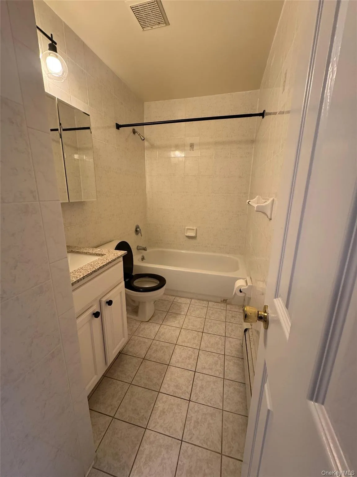 25016 41st Road, New York, NY, 3 Bedrooms Bedrooms, 6 Rooms Rooms,2 BathroomsBathrooms,Residential Lease,For Rent,41st,0,972889 25016 41st Road, New York, NY, 3 Bedrooms Bedrooms, 6 Rooms Rooms,2 BathroomsBathrooms,Residential Lease,For Rent,41st,0,972889
