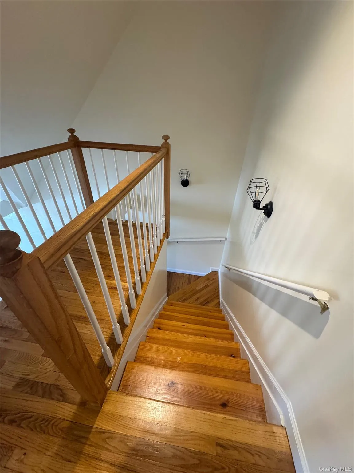 25016 41st Road, New York, NY, 3 Bedrooms Bedrooms, 6 Rooms Rooms,2 BathroomsBathrooms,Residential Lease,For Rent,41st,0,972889 25016 41st Road, New York, NY, 3 Bedrooms Bedrooms, 6 Rooms Rooms,2 BathroomsBathrooms,Residential Lease,For Rent,41st,0,972889