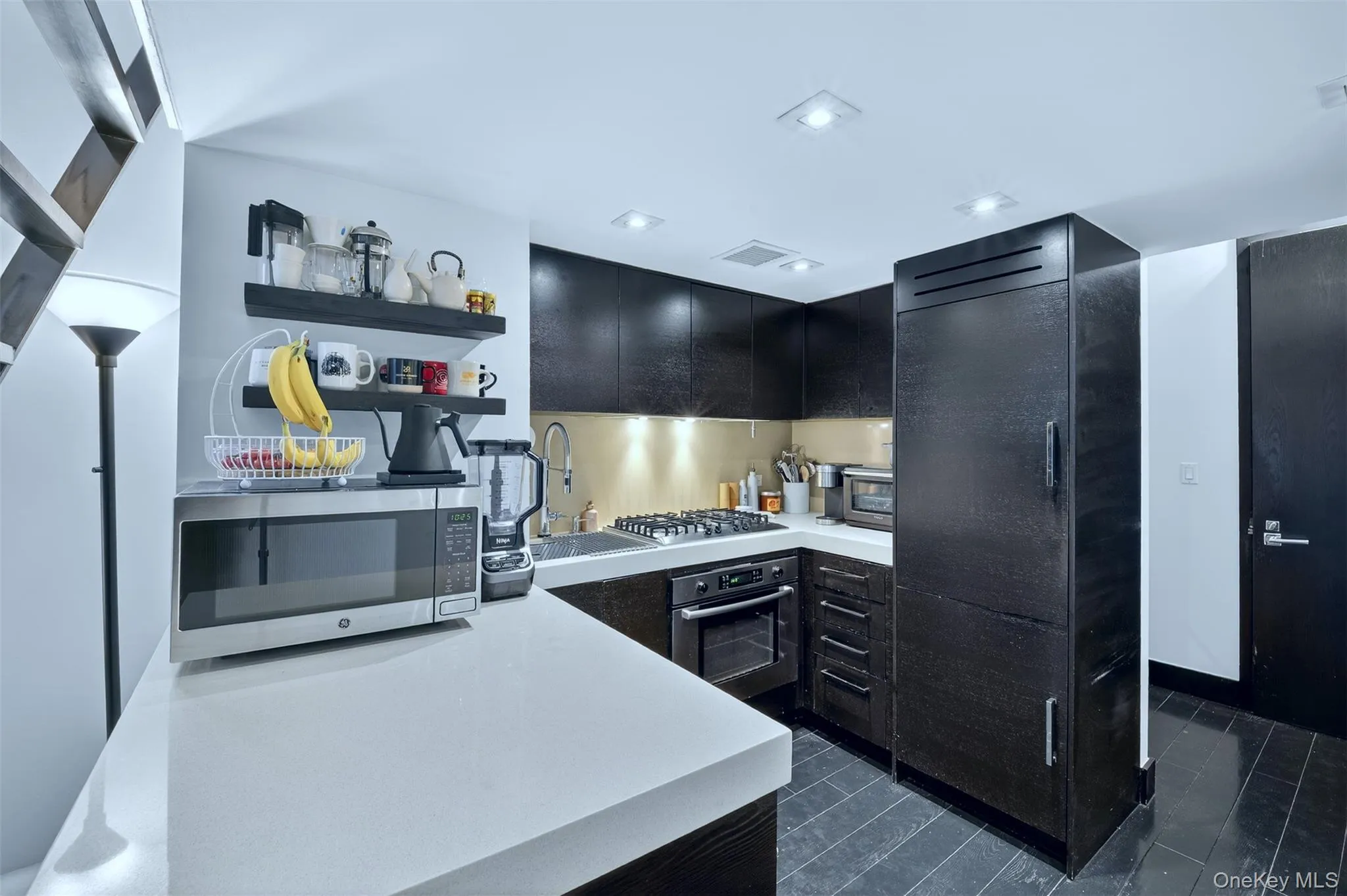 254 Park Avenue, New York, NY, 1 Bedroom Bedrooms, 5 Rooms Rooms,2 BathroomsBathrooms,Residential Sale,For Rent,Park,0,972908 254 Park Avenue, New York, NY, 1 Bedroom Bedrooms, 5 Rooms Rooms,2 BathroomsBathrooms,Residential Sale,For Rent,Park,0,972908