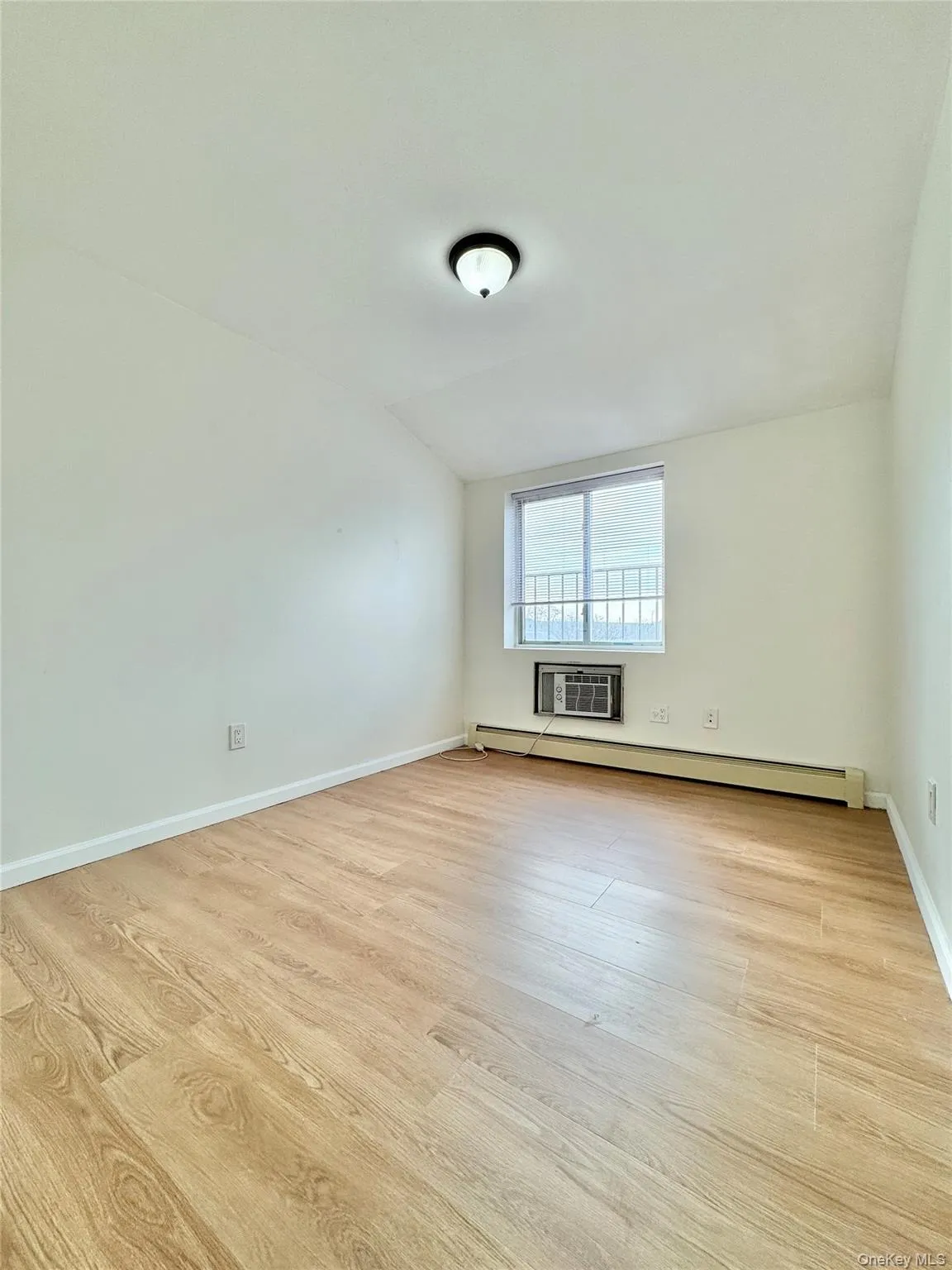 57-39 Mazeau Street, New York, NY, 3 Bedrooms Bedrooms, 6 Rooms Rooms,2 BathroomsBathrooms,Residential Lease,For Rent,Mazeau,0,972912 57-39 Mazeau Street, New York, NY, 3 Bedrooms Bedrooms, 6 Rooms Rooms,2 BathroomsBathrooms,Residential Lease,For Rent,Mazeau,0,972912