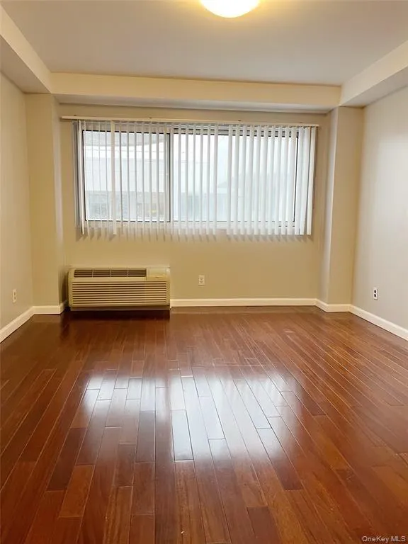 88 Cutter Mill Road, North Hempstead, NY, 2 Bedrooms Bedrooms, 4 Rooms Rooms,2 BathroomsBathrooms,Residential Lease,For Rent,Cutter Mill,0,972918 88 Cutter Mill Road, North Hempstead, NY, 2 Bedrooms Bedrooms, 4 Rooms Rooms,2 BathroomsBathrooms,Residential Lease,For Rent,Cutter Mill,0,972918