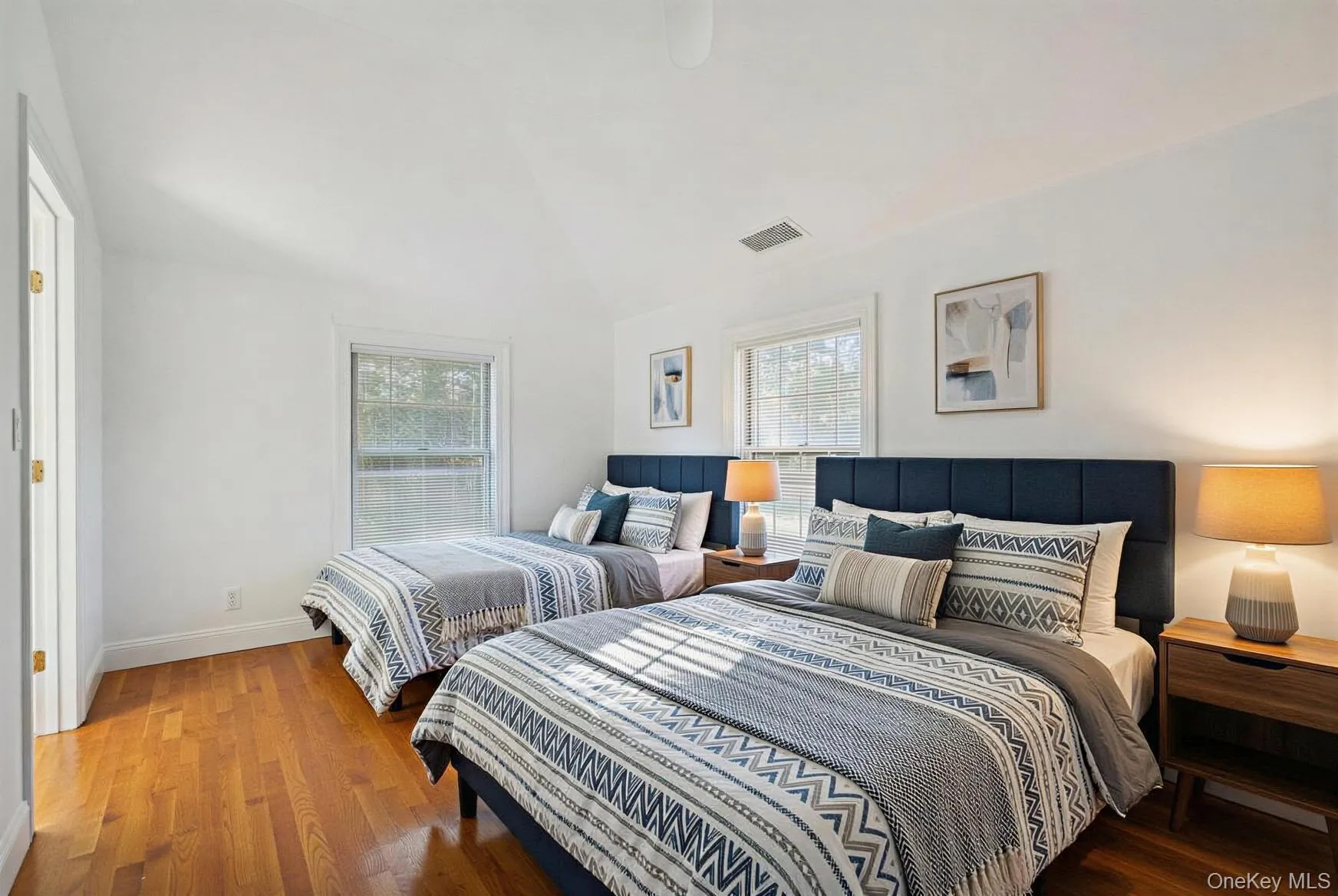 7 Cross Road, Southampton, NY, 5 Bedrooms Bedrooms, 14 Rooms Rooms,7 BathroomsBathrooms,Residential,For Rent,Cross,0,972927 7 Cross Road, Southampton, NY, 5 Bedrooms Bedrooms, 14 Rooms Rooms,7 BathroomsBathrooms,Residential,For Rent,Cross,0,972927