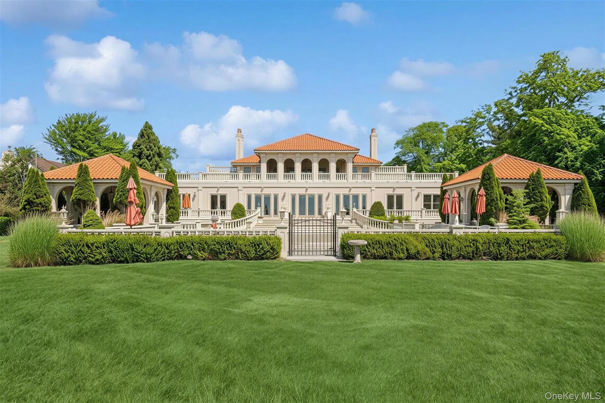 7 Cross Road, Southampton, NY, 5 Bedrooms Bedrooms, 14 Rooms Rooms,7 BathroomsBathrooms,Residential,For Rent,Cross,0,972927 7 Cross Road, Southampton, NY, 5 Bedrooms Bedrooms, 14 Rooms Rooms,7 BathroomsBathrooms,Residential,For Rent,Cross,0,972927