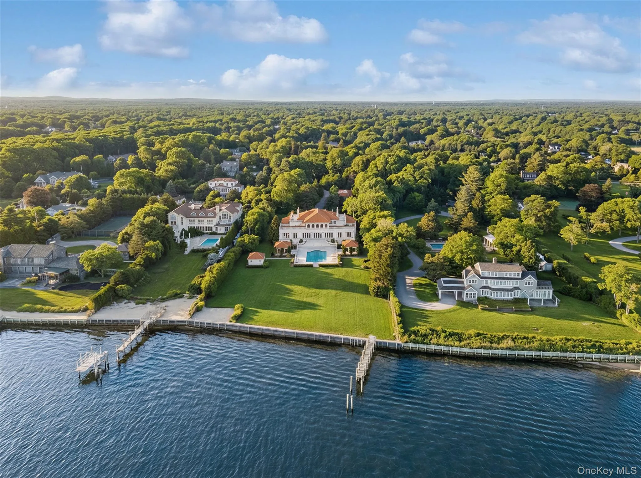 7 Cross Road, Southampton, NY, 5 Bedrooms Bedrooms, 14 Rooms Rooms,7 BathroomsBathrooms,Residential,For Rent,Cross,0,972927 7 Cross Road, Southampton, NY, 5 Bedrooms Bedrooms, 14 Rooms Rooms,7 BathroomsBathrooms,Residential,For Rent,Cross,0,972927