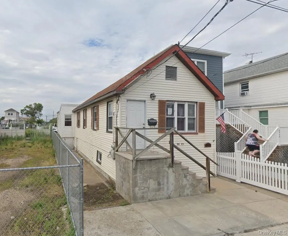 99-77 163rd Road, New York, NY, 4 Bedrooms Bedrooms, 10 Rooms Rooms,2 BathroomsBathrooms,Residential,For Rent,163rd,0,972957 99-77 163rd Road, New York, NY, 4 Bedrooms Bedrooms, 10 Rooms Rooms,2 BathroomsBathrooms,Residential,For Rent,163rd,0,972957