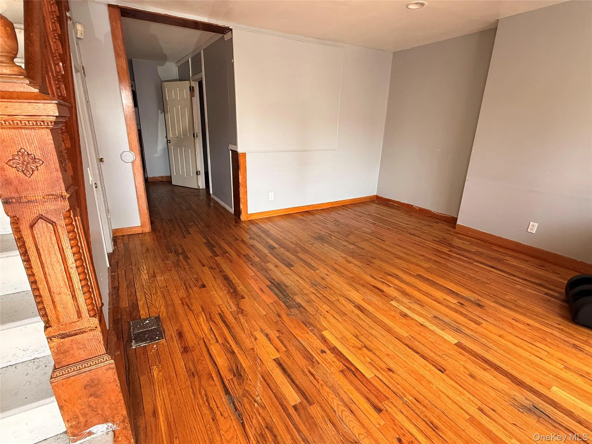88-25 75th Street, New York, NY, 4 Bedrooms Bedrooms, 6 Rooms Rooms,1 BathroomBathrooms,Residential Lease,For Rent,75th,0,972975 88-25 75th Street, New York, NY, 4 Bedrooms Bedrooms, 6 Rooms Rooms,1 BathroomBathrooms,Residential Lease,For Rent,75th,0,972975