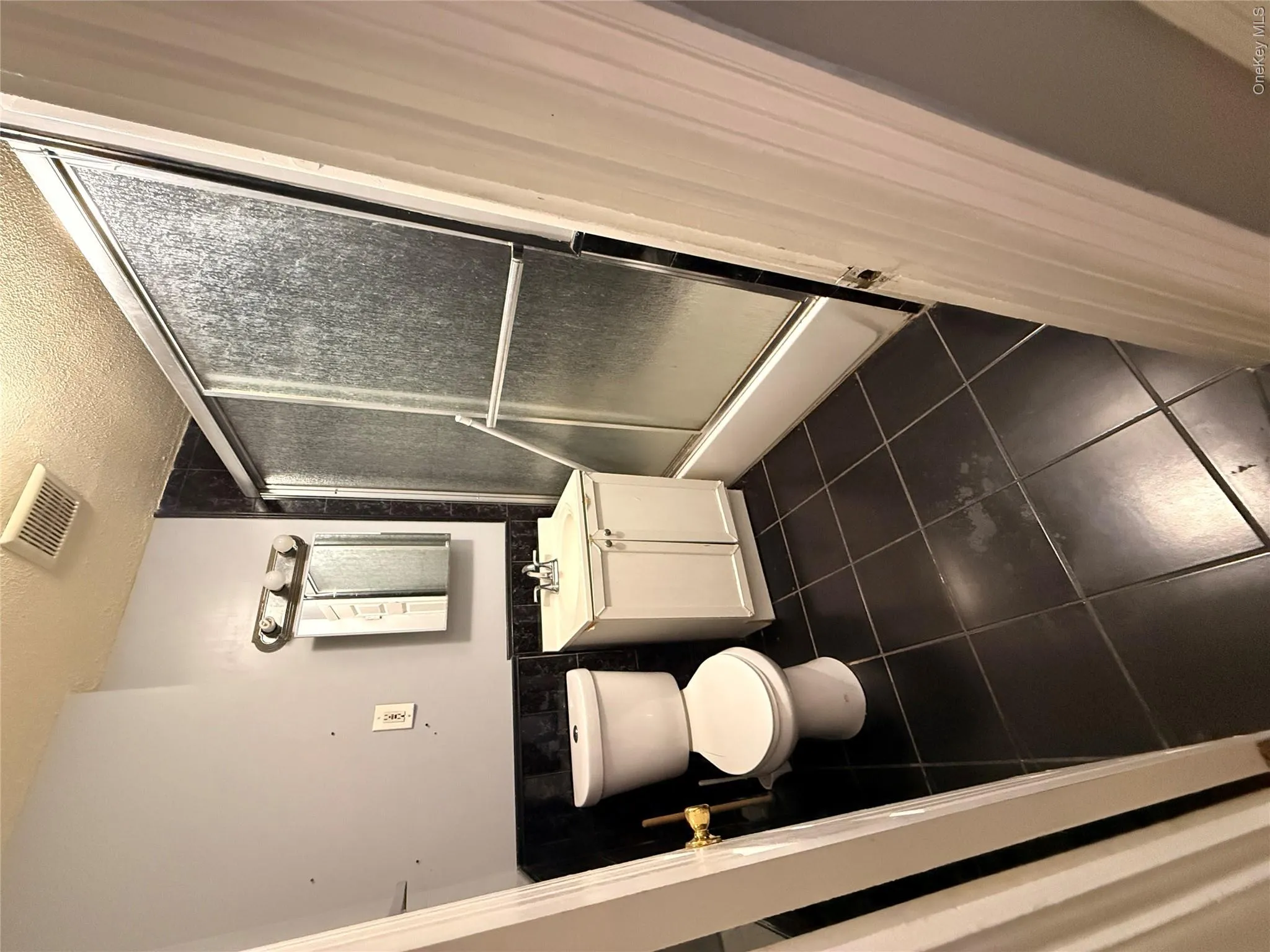 88-25 75th Street, New York, NY, 4 Bedrooms Bedrooms, 6 Rooms Rooms,1 BathroomBathrooms,Residential Lease,For Rent,75th,0,972975 88-25 75th Street, New York, NY, 4 Bedrooms Bedrooms, 6 Rooms Rooms,1 BathroomBathrooms,Residential Lease,For Rent,75th,0,972975