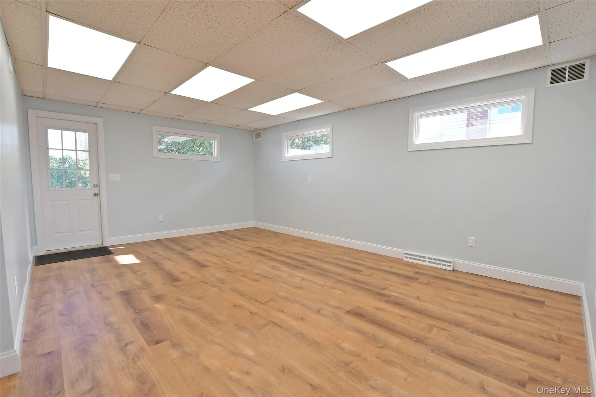 193A Blue Point Avenue, Brookhaven, NY, ,Commercial Lease,For Rent,Blue Point,0,972979 193A Blue Point Avenue, Brookhaven, NY, ,Commercial Lease,For Rent,Blue Point,0,972979