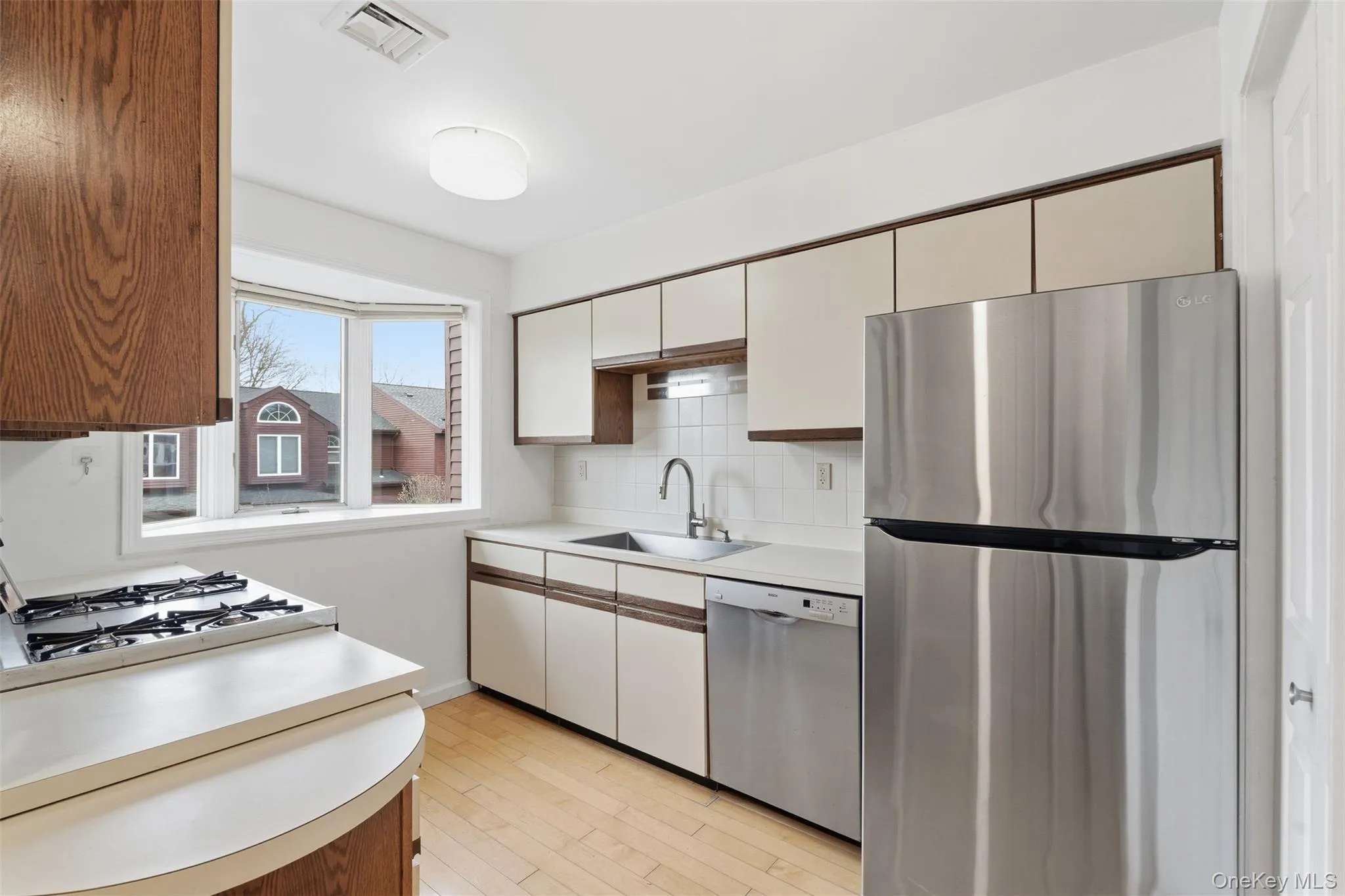 17 Knoll View, Ossining, NY, 1 Bedroom Bedrooms, 4 Rooms Rooms,2 BathroomsBathrooms,Residential,For Rent,Knoll,0,972983 17 Knoll View, Ossining, NY, 1 Bedroom Bedrooms, 4 Rooms Rooms,2 BathroomsBathrooms,Residential,For Rent,Knoll,0,972983