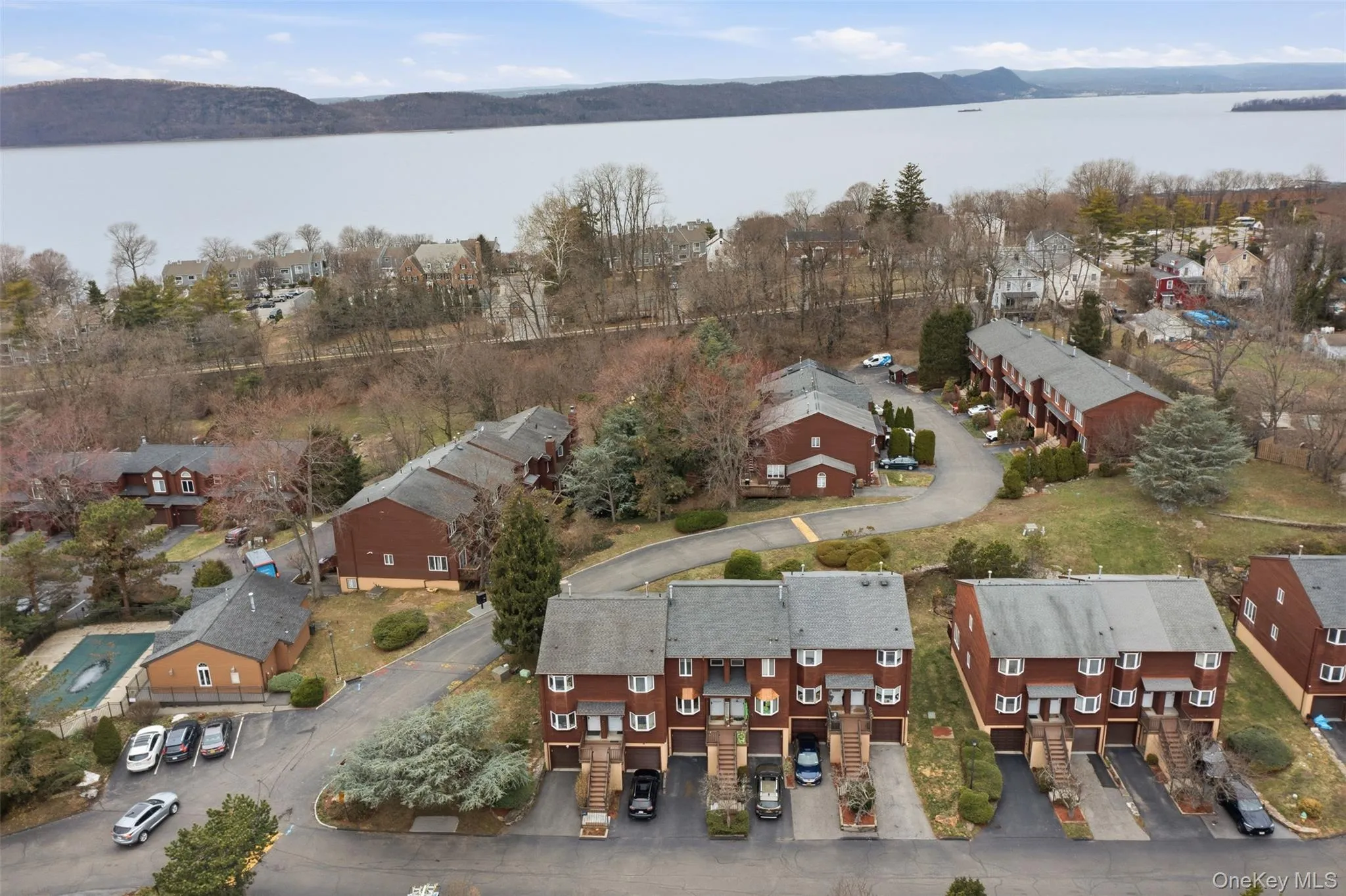 17 Knoll View, Ossining, NY, 1 Bedroom Bedrooms, 4 Rooms Rooms,2 BathroomsBathrooms,Residential,For Rent,Knoll,0,972983 17 Knoll View, Ossining, NY, 1 Bedroom Bedrooms, 4 Rooms Rooms,2 BathroomsBathrooms,Residential,For Rent,Knoll,0,972983