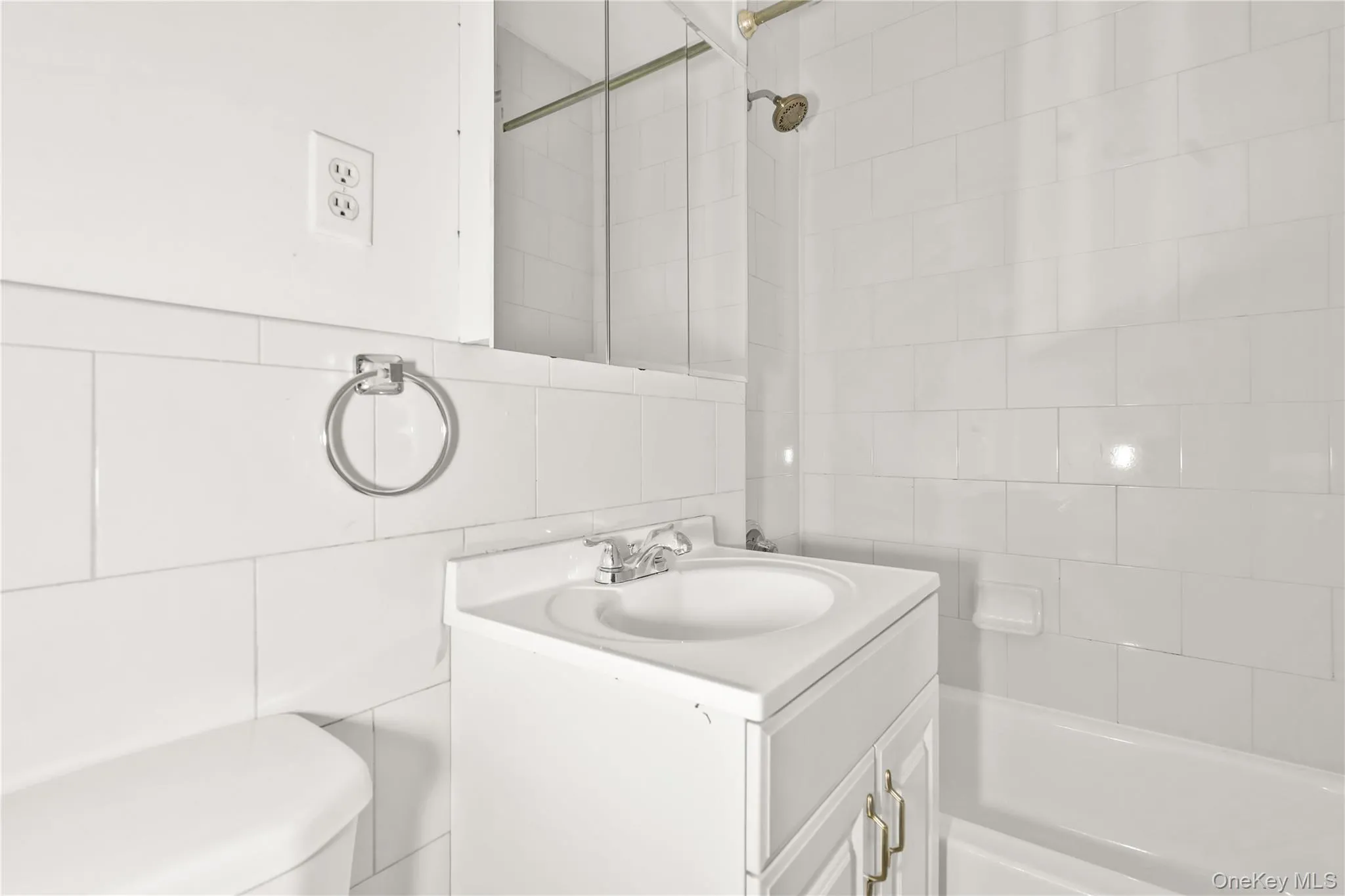 211 88 Street, New York, NY, 1 Bedroom Bedrooms, 2 Rooms Rooms,1 BathroomBathrooms,Residential,For Rent,88,0,972984 211 88 Street, New York, NY, 1 Bedroom Bedrooms, 2 Rooms Rooms,1 BathroomBathrooms,Residential,For Rent,88,0,972984