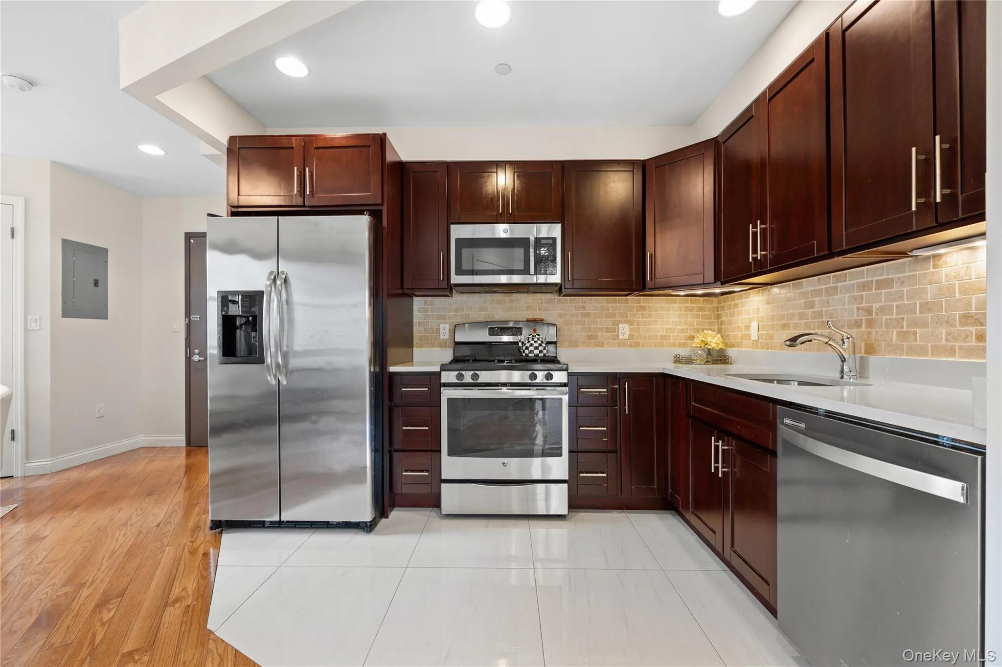 456 167th Street, New York, NY, 1 Bedroom Bedrooms, 3 Rooms Rooms,2 BathroomsBathrooms,Residential Sale,For Rent,167th,0,972988 456 167th Street, New York, NY, 1 Bedroom Bedrooms, 3 Rooms Rooms,2 BathroomsBathrooms,Residential Sale,For Rent,167th,0,972988