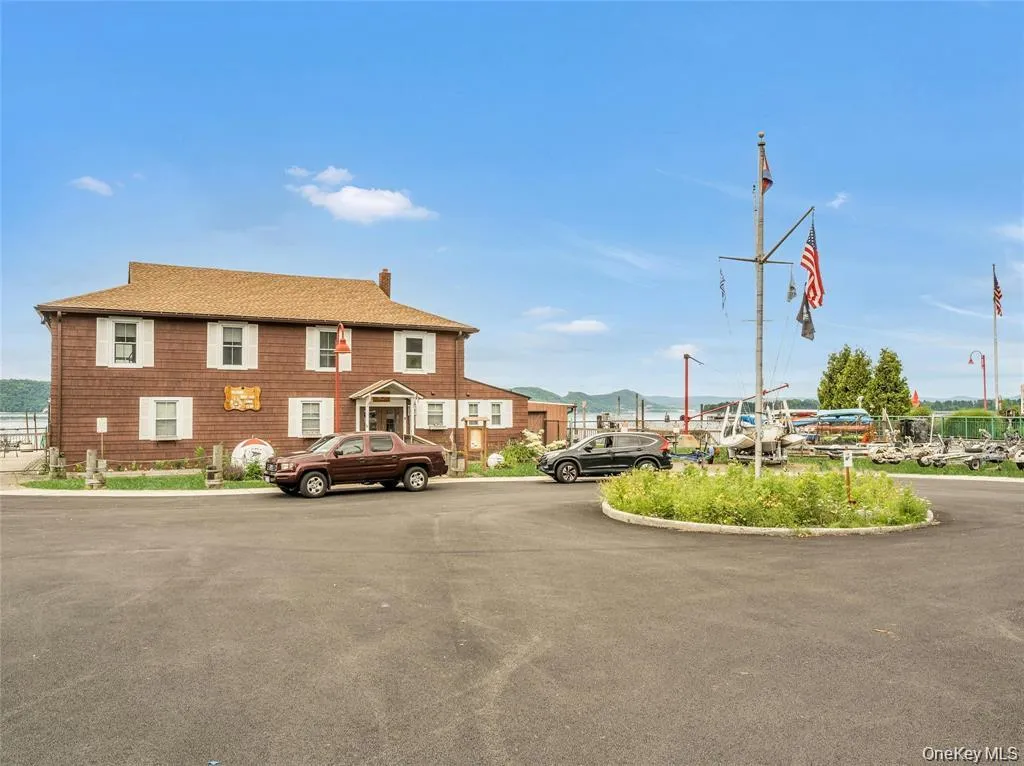 56 Highland Avenue, Ossining, NY, 2 Bedrooms Bedrooms, 6 Rooms Rooms,1 BathroomBathrooms,Residential Lease,For Rent,Highland,0,973045 56 Highland Avenue, Ossining, NY, 2 Bedrooms Bedrooms, 6 Rooms Rooms,1 BathroomBathrooms,Residential Lease,For Rent,Highland,0,973045