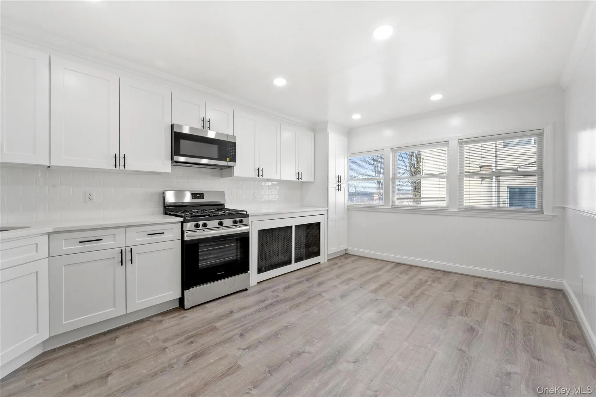 56 Highland Avenue, Ossining, NY, 2 Bedrooms Bedrooms, 6 Rooms Rooms,1 BathroomBathrooms,Residential Lease,For Rent,Highland,0,973045 56 Highland Avenue, Ossining, NY, 2 Bedrooms Bedrooms, 6 Rooms Rooms,1 BathroomBathrooms,Residential Lease,For Rent,Highland,0,973045