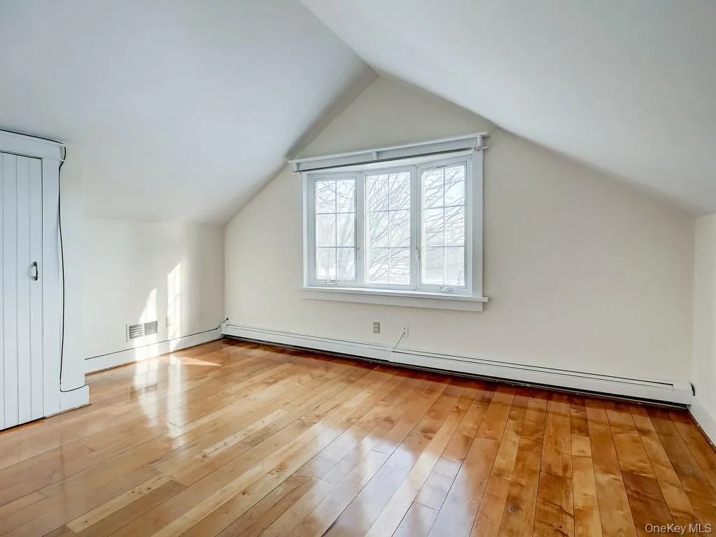 6 Bart Bull Road, Middletown, NY, 1 Bedroom Bedrooms, 6 Rooms Rooms,1 BathroomBathrooms,Residential Lease,For Rent,Bart Bull,0,973047 6 Bart Bull Road, Middletown, NY, 1 Bedroom Bedrooms, 6 Rooms Rooms,1 BathroomBathrooms,Residential Lease,For Rent,Bart Bull,0,973047