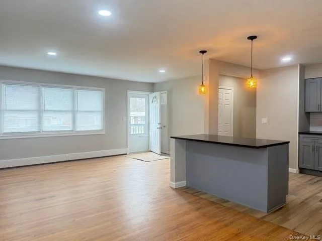 Natural light throughout Natural light throughout