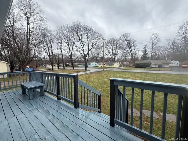 Front deck Front deck