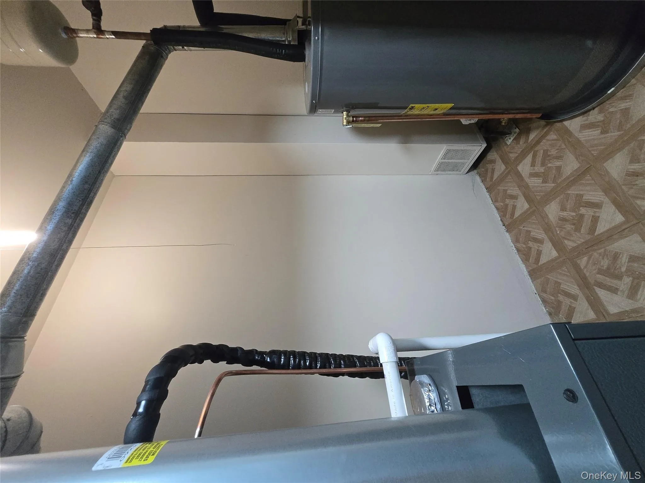 184 Deer Ct Drive, Middletown, NY, 2 Bedrooms Bedrooms, 5 Rooms Rooms,2 BathroomsBathrooms,Residential Lease,For Rent,Deer Ct,0,973069 184 Deer Ct Drive, Middletown, NY, 2 Bedrooms Bedrooms, 5 Rooms Rooms,2 BathroomsBathrooms,Residential Lease,For Rent,Deer Ct,0,973069