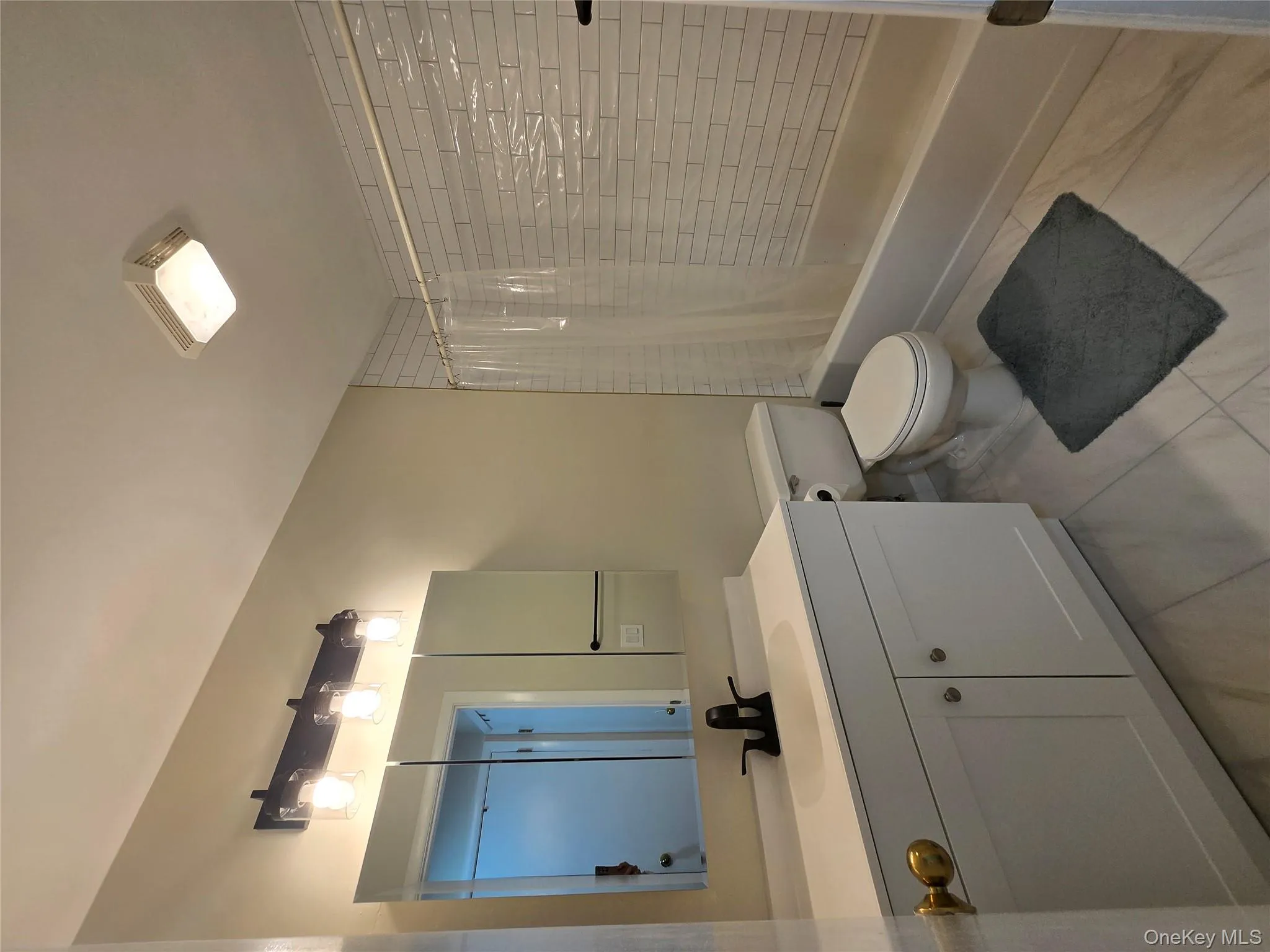 184 Deer Ct Drive, Middletown, NY, 2 Bedrooms Bedrooms, 5 Rooms Rooms,2 BathroomsBathrooms,Residential Lease,For Rent,Deer Ct,0,973069 184 Deer Ct Drive, Middletown, NY, 2 Bedrooms Bedrooms, 5 Rooms Rooms,2 BathroomsBathrooms,Residential Lease,For Rent,Deer Ct,0,973069
