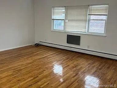 15184 17th Road, New York, NY, 3 Bedrooms Bedrooms, 7 Rooms Rooms,2 BathroomsBathrooms,Residential Lease,For Rent,17th,0,973072 15184 17th Road, New York, NY, 3 Bedrooms Bedrooms, 7 Rooms Rooms,2 BathroomsBathrooms,Residential Lease,For Rent,17th,0,973072