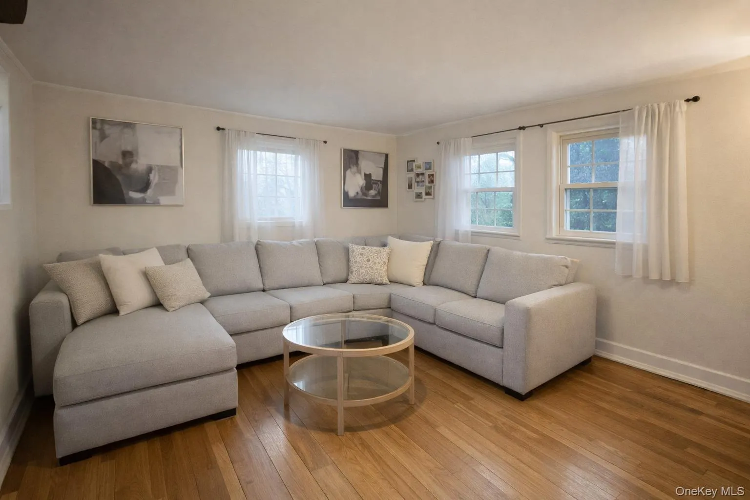 14 Kenneth Avenue, Huntington, NY, 2 Bedrooms Bedrooms, 5 Rooms Rooms,1 BathroomBathrooms,Residential Lease,For Rent,Kenneth,0,973078 14 Kenneth Avenue, Huntington, NY, 2 Bedrooms Bedrooms, 5 Rooms Rooms,1 BathroomBathrooms,Residential Lease,For Rent,Kenneth,0,973078