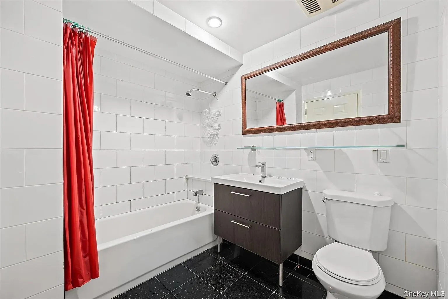 10607 Northern Boulevard, New York, NY, 3 Bedrooms Bedrooms, 7 Rooms Rooms,2 BathroomsBathrooms,Residential Lease,For Rent,Northern,0,973080 10607 Northern Boulevard, New York, NY, 3 Bedrooms Bedrooms, 7 Rooms Rooms,2 BathroomsBathrooms,Residential Lease,For Rent,Northern,0,973080