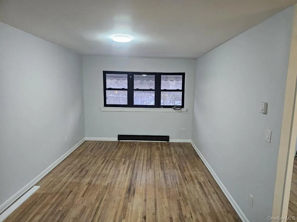 1685 Watson Avenue, New York, NY, 3 Bedrooms Bedrooms, 3 Rooms Rooms,1 BathroomBathrooms,Residential Lease,For Rent,Watson,0,973083 1685 Watson Avenue, New York, NY, 3 Bedrooms Bedrooms, 3 Rooms Rooms,1 BathroomBathrooms,Residential Lease,For Rent,Watson,0,973083