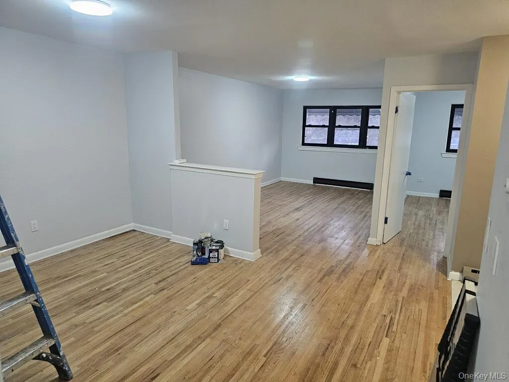 1685 Watson Avenue, New York, NY, 3 Bedrooms Bedrooms, 3 Rooms Rooms,1 BathroomBathrooms,Residential Lease,For Rent,Watson,0,973083 1685 Watson Avenue, New York, NY, 3 Bedrooms Bedrooms, 3 Rooms Rooms,1 BathroomBathrooms,Residential Lease,For Rent,Watson,0,973083