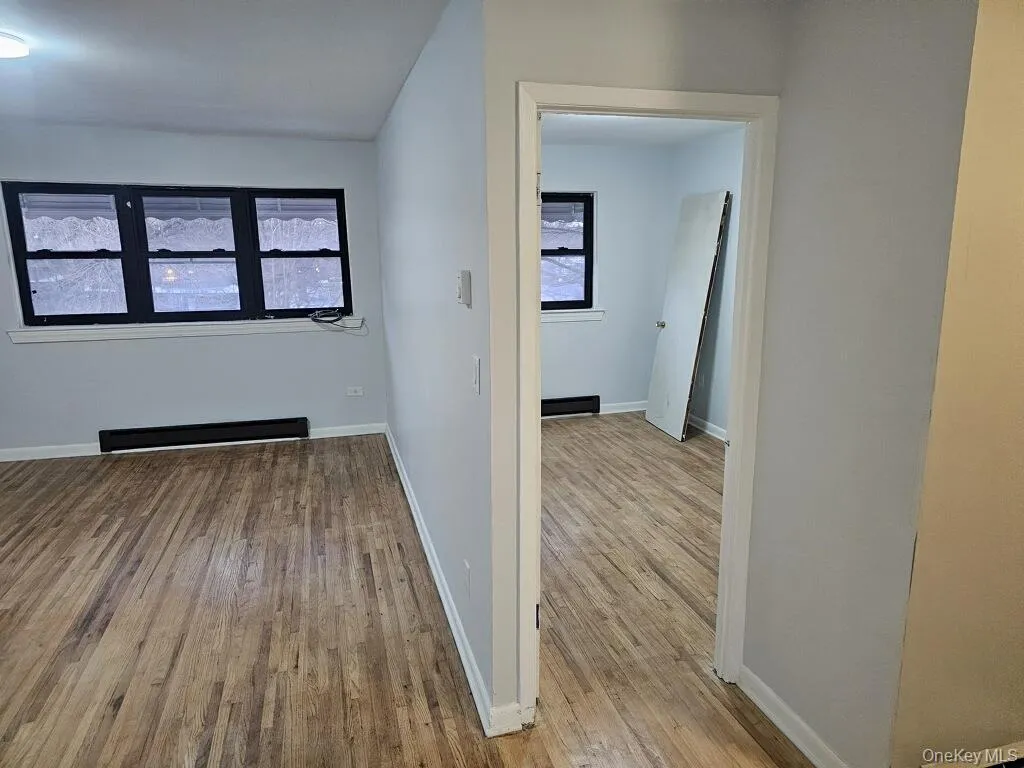 1685 Watson Avenue, New York, NY, 3 Bedrooms Bedrooms, 3 Rooms Rooms,1 BathroomBathrooms,Residential Lease,For Rent,Watson,0,973083 1685 Watson Avenue, New York, NY, 3 Bedrooms Bedrooms, 3 Rooms Rooms,1 BathroomBathrooms,Residential Lease,For Rent,Watson,0,973083