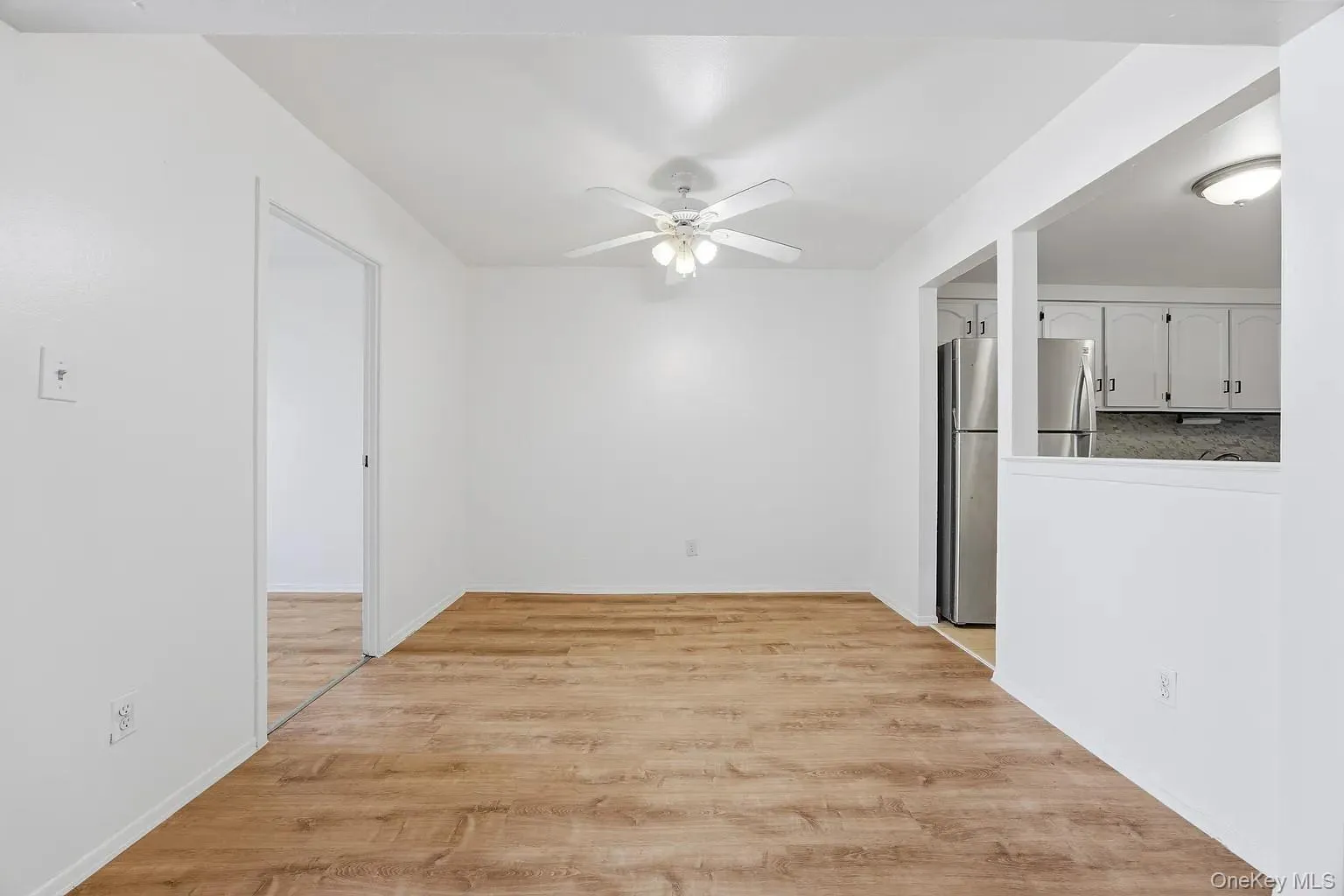 13-27 Bell Boulevard, New York, NY, 3 Bedrooms Bedrooms, 7 Rooms Rooms,2 BathroomsBathrooms,Residential Lease,For Rent,Bell,0,973085 13-27 Bell Boulevard, New York, NY, 3 Bedrooms Bedrooms, 7 Rooms Rooms,2 BathroomsBathrooms,Residential Lease,For Rent,Bell,0,973085