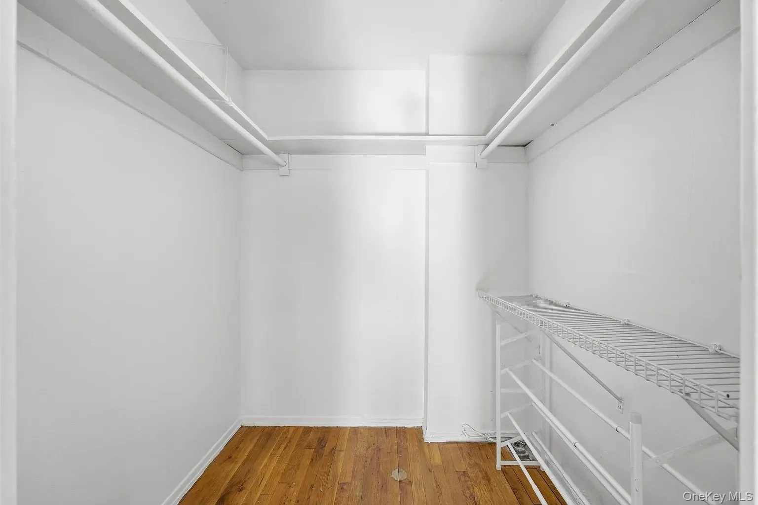 13-27 Bell Boulevard, New York, NY, 3 Bedrooms Bedrooms, 7 Rooms Rooms,2 BathroomsBathrooms,Residential Lease,For Rent,Bell,0,973085 13-27 Bell Boulevard, New York, NY, 3 Bedrooms Bedrooms, 7 Rooms Rooms,2 BathroomsBathrooms,Residential Lease,For Rent,Bell,0,973085