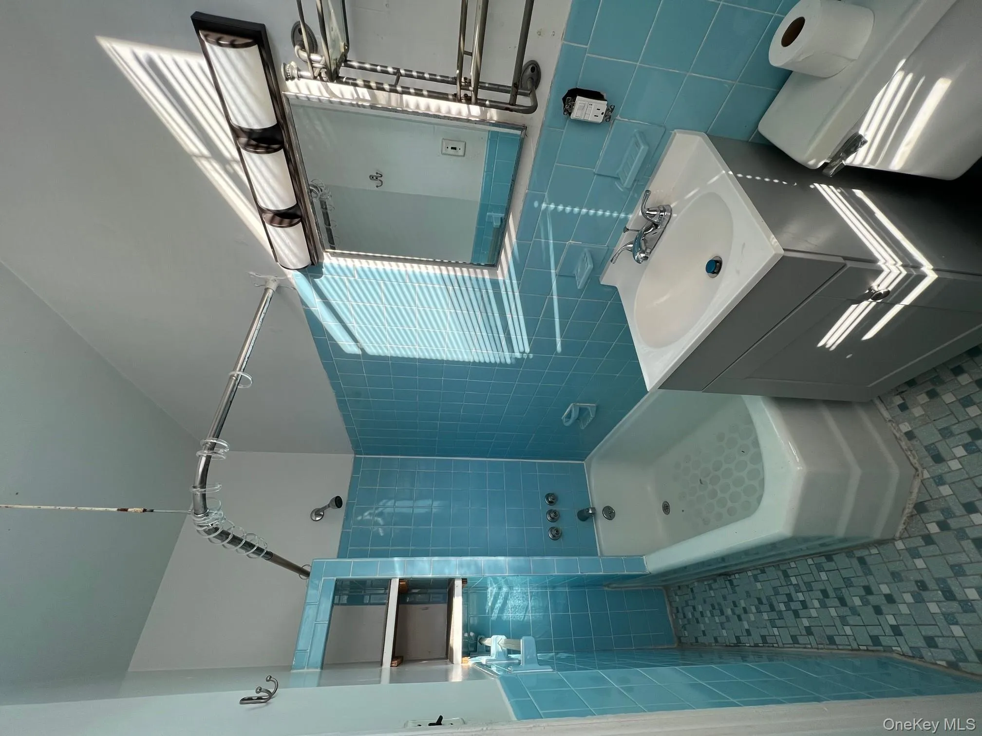 24 Eckar Street, Greenburgh, NY, 3 Bedrooms Bedrooms, 5 Rooms Rooms,1 BathroomBathrooms,Residential Lease,For Rent,Eckar,0,973094 24 Eckar Street, Greenburgh, NY, 3 Bedrooms Bedrooms, 5 Rooms Rooms,1 BathroomBathrooms,Residential Lease,For Rent,Eckar,0,973094