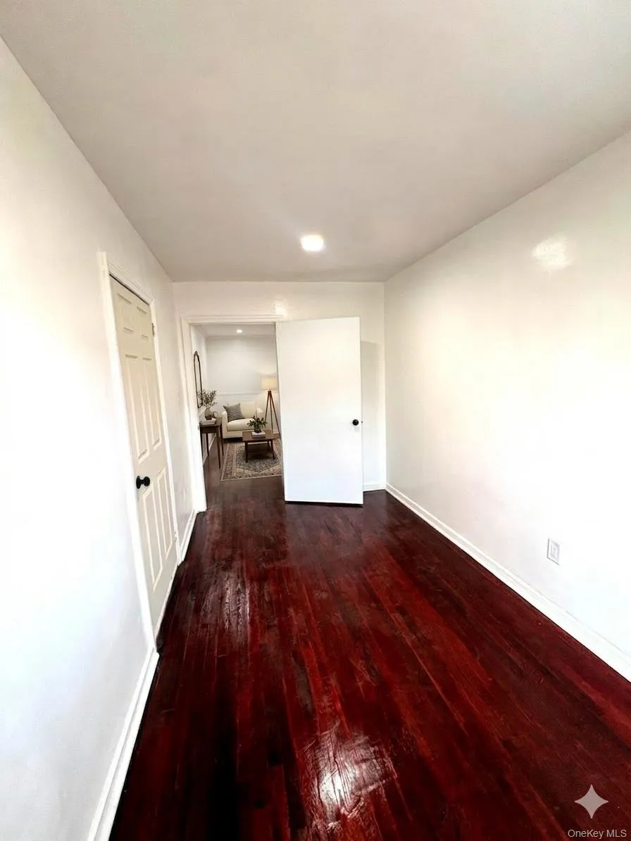 2nd Bedroom 2nd Bedroom