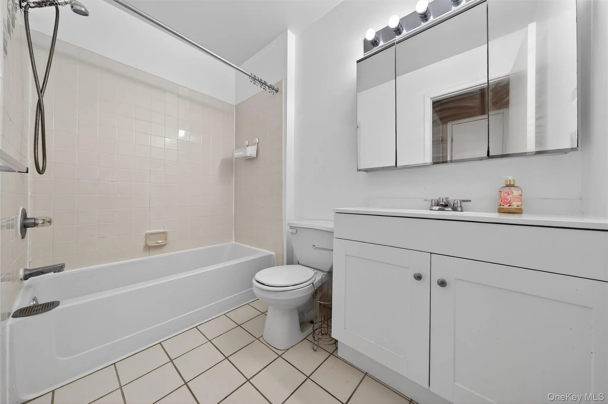51 Deer Ct Drive, Middletown, NY, 2 Bedrooms Bedrooms, 5 Rooms Rooms,2 BathroomsBathrooms,Residential,For Rent,Deer Ct,0,973106 51 Deer Ct Drive, Middletown, NY, 2 Bedrooms Bedrooms, 5 Rooms Rooms,2 BathroomsBathrooms,Residential,For Rent,Deer Ct,0,973106