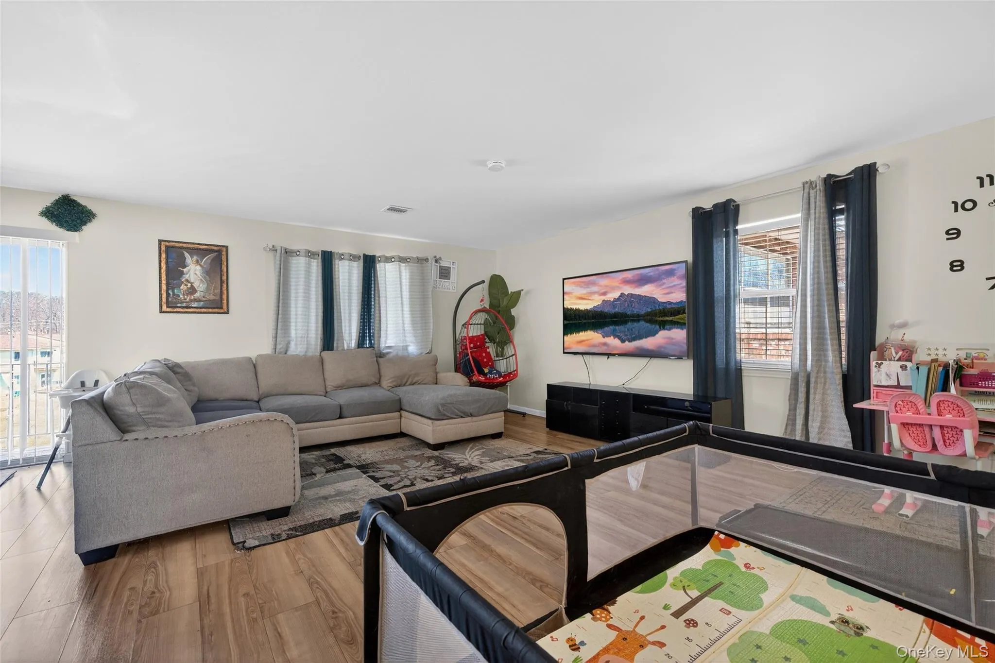 276 Temple Hill Road, New Windsor, NY, 2 Bedrooms Bedrooms, 5 Rooms Rooms,2 BathroomsBathrooms,Residential,For Rent,Temple Hill,0,973111 276 Temple Hill Road, New Windsor, NY, 2 Bedrooms Bedrooms, 5 Rooms Rooms,2 BathroomsBathrooms,Residential,For Rent,Temple Hill,0,973111