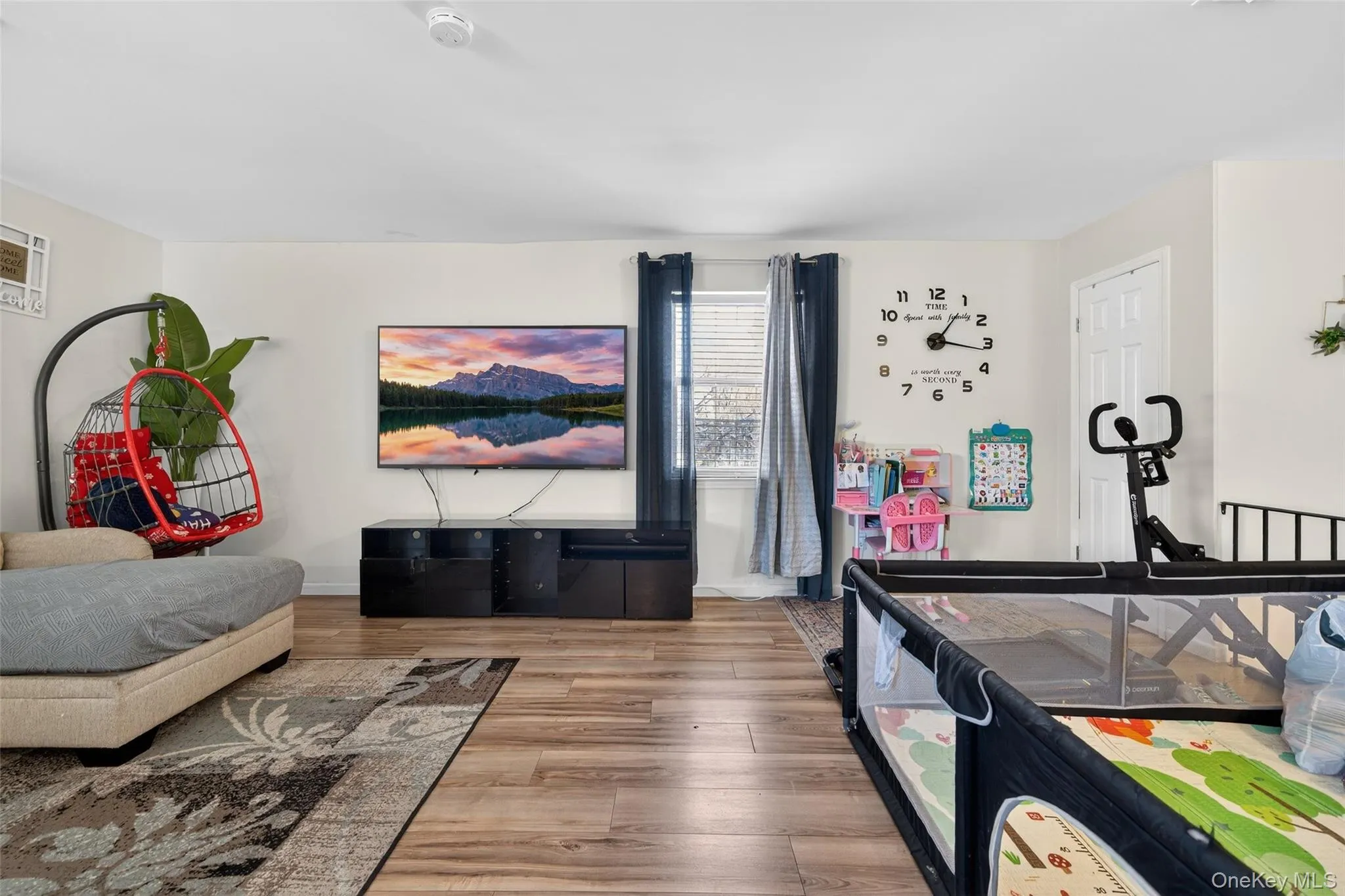 276 Temple Hill Road, New Windsor, NY, 2 Bedrooms Bedrooms, 5 Rooms Rooms,2 BathroomsBathrooms,Residential,For Rent,Temple Hill,0,973111 276 Temple Hill Road, New Windsor, NY, 2 Bedrooms Bedrooms, 5 Rooms Rooms,2 BathroomsBathrooms,Residential,For Rent,Temple Hill,0,973111
