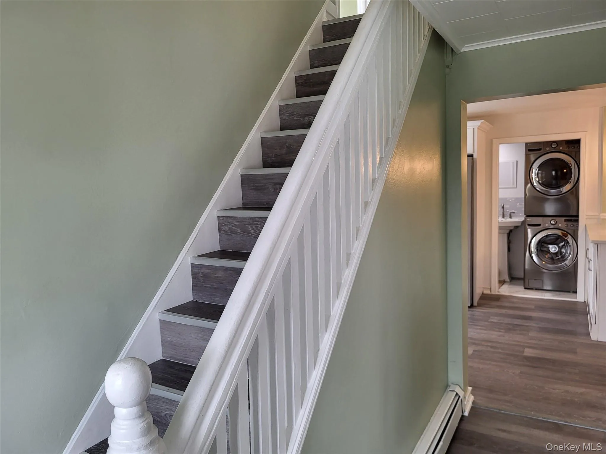 83 Main Street, Port Jervis, NY, 3 Bedrooms Bedrooms, 6 Rooms Rooms,1 BathroomBathrooms,Residential Lease,For Rent,Main,0,973114 83 Main Street, Port Jervis, NY, 3 Bedrooms Bedrooms, 6 Rooms Rooms,1 BathroomBathrooms,Residential Lease,For Rent,Main,0,973114