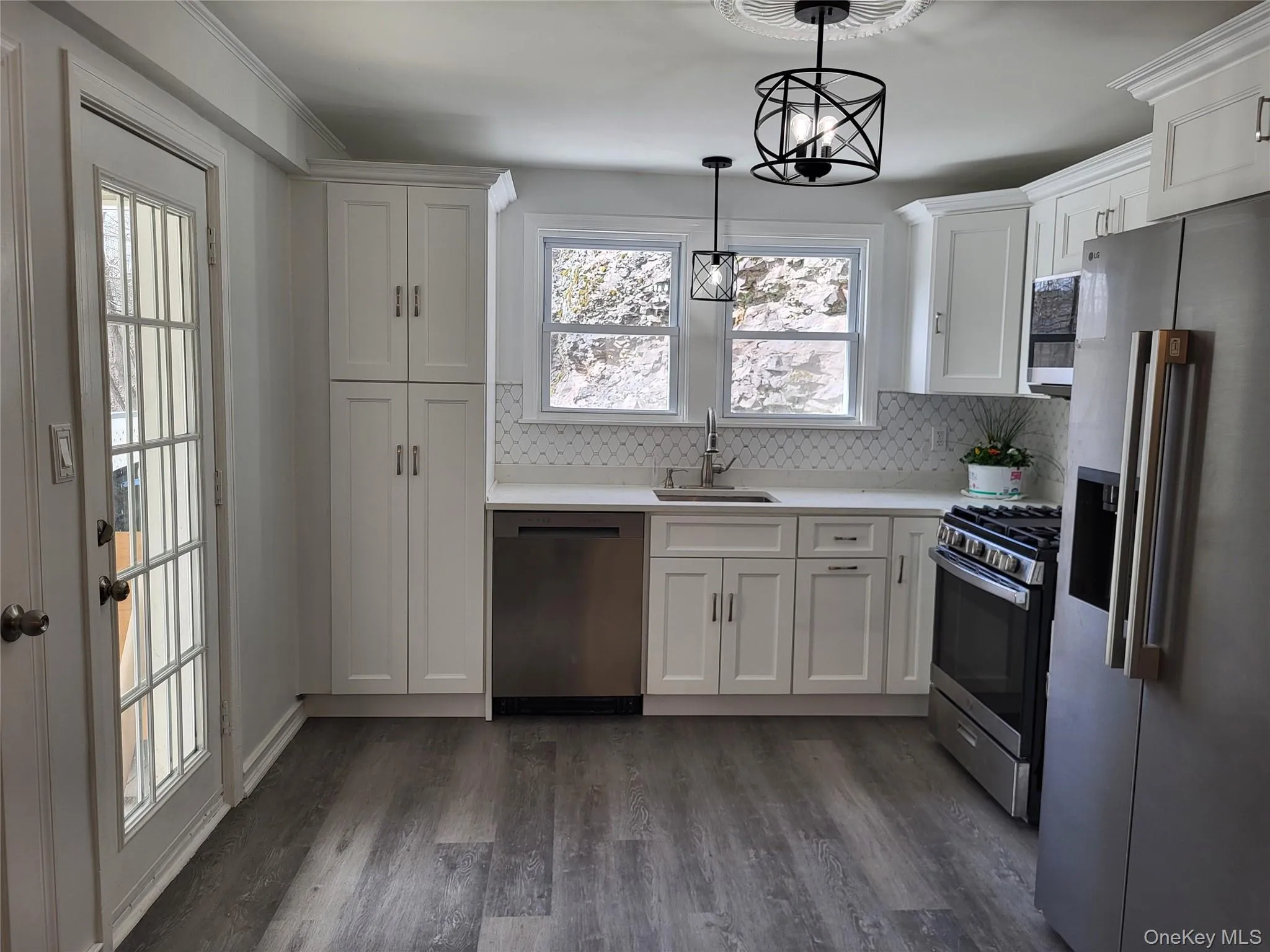 83 Main Street, Port Jervis, NY, 3 Bedrooms Bedrooms, 6 Rooms Rooms,1 BathroomBathrooms,Residential Lease,For Rent,Main,0,973114 83 Main Street, Port Jervis, NY, 3 Bedrooms Bedrooms, 6 Rooms Rooms,1 BathroomBathrooms,Residential Lease,For Rent,Main,0,973114