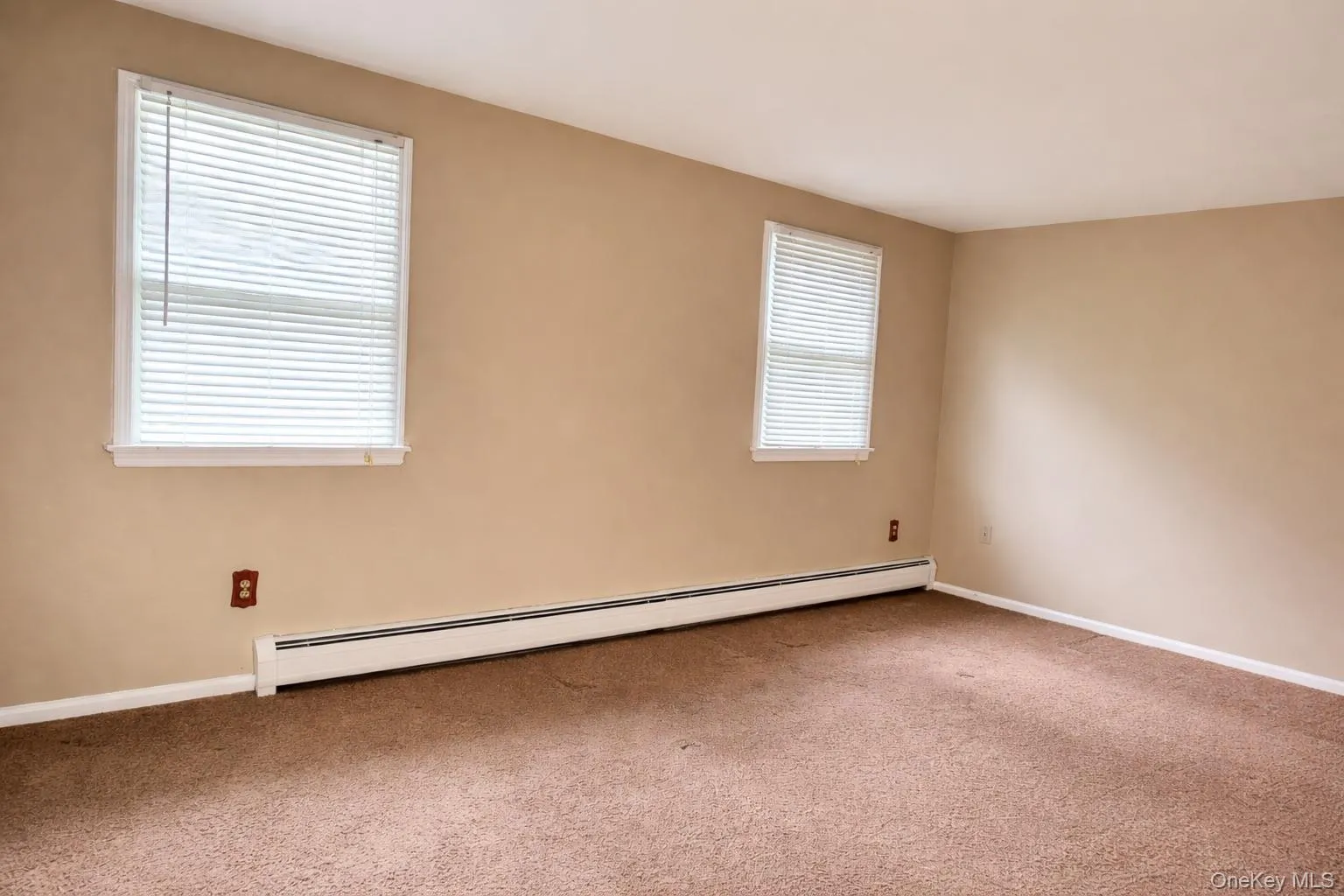 6 Maple Avenue, Goshen, NY, 2 Bedrooms Bedrooms, 5 Rooms Rooms,1 BathroomBathrooms,Residential Lease,For Rent,Maple,0,973129 6 Maple Avenue, Goshen, NY, 2 Bedrooms Bedrooms, 5 Rooms Rooms,1 BathroomBathrooms,Residential Lease,For Rent,Maple,0,973129