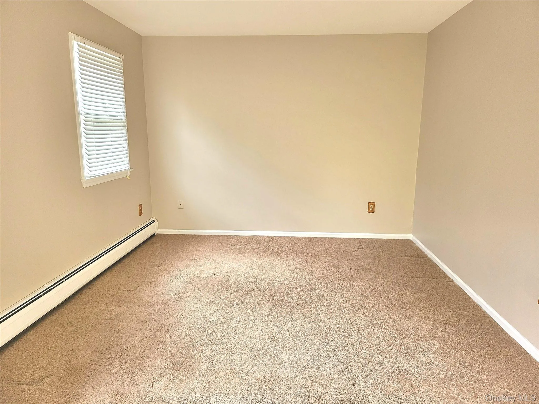 6 Maple Avenue, Goshen, NY, 2 Bedrooms Bedrooms, 5 Rooms Rooms,1 BathroomBathrooms,Residential Lease,For Rent,Maple,0,973129 6 Maple Avenue, Goshen, NY, 2 Bedrooms Bedrooms, 5 Rooms Rooms,1 BathroomBathrooms,Residential Lease,For Rent,Maple,0,973129