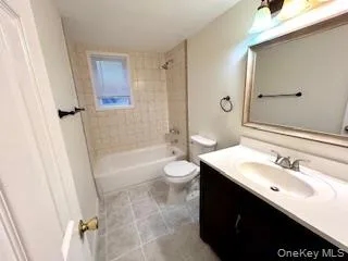 285 Artist Lake Drive, Brookhaven, NY, 1 Bedroom Bedrooms, 3 Rooms Rooms,1 BathroomBathrooms,Residential Lease,For Rent,Artist Lake,0,973131 285 Artist Lake Drive, Brookhaven, NY, 1 Bedroom Bedrooms, 3 Rooms Rooms,1 BathroomBathrooms,Residential Lease,For Rent,Artist Lake,0,973131