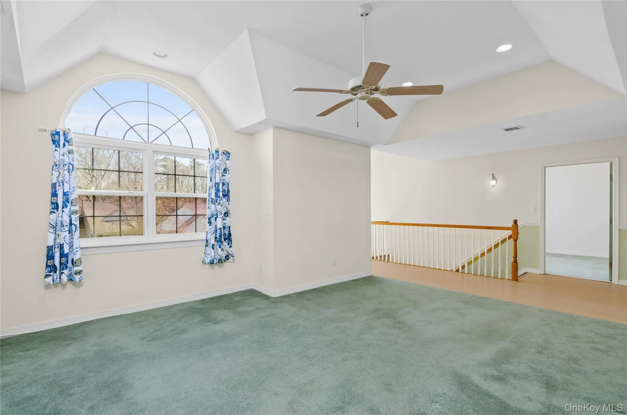 spacious with vaulted ceiling spacious with vaulted ceiling