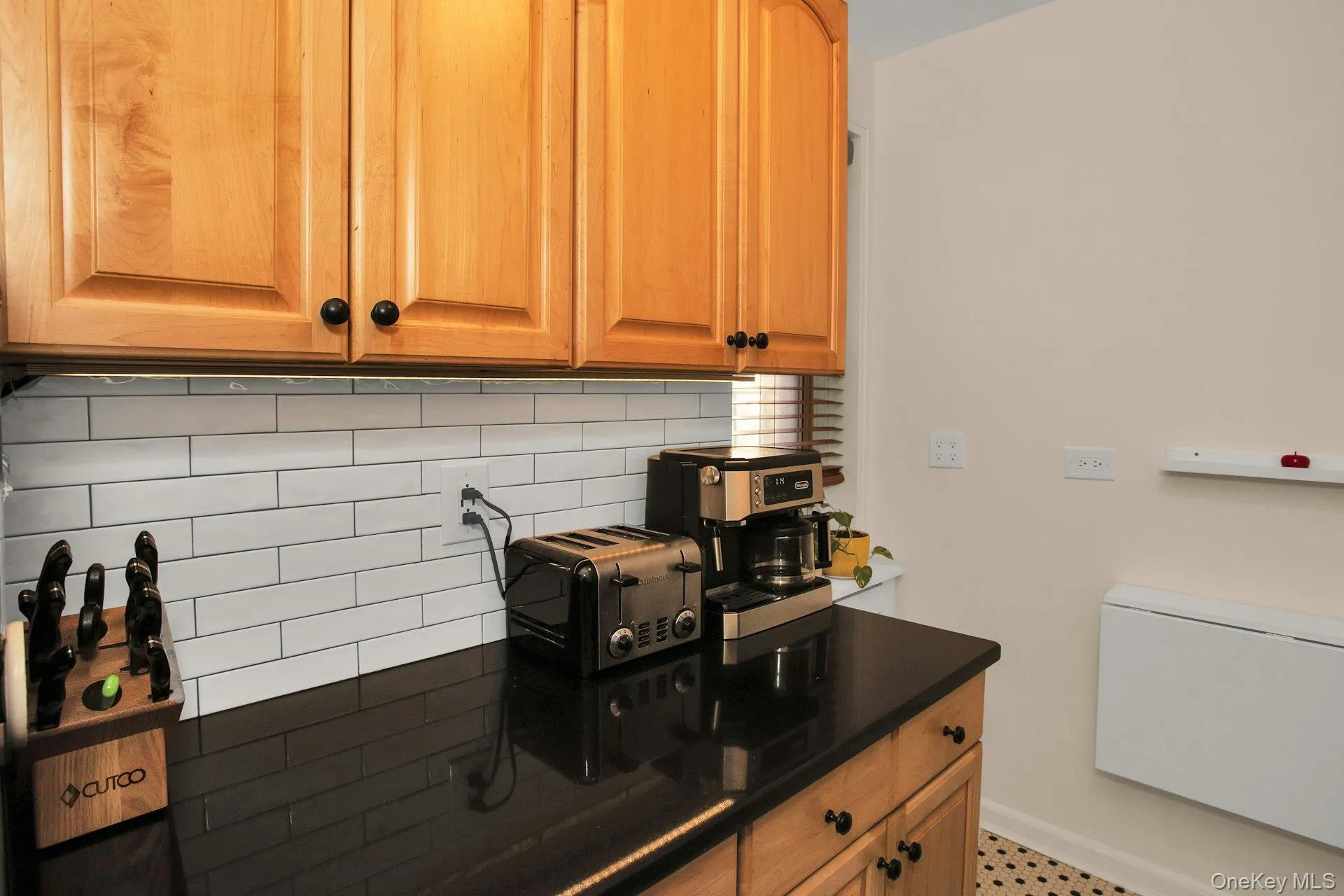 34-49 81st Street, New York, NY, 1 Bedroom Bedrooms, 4 Rooms Rooms,1 BathroomBathrooms,Residential,For Rent,81st,0,973141 34-49 81st Street, New York, NY, 1 Bedroom Bedrooms, 4 Rooms Rooms,1 BathroomBathrooms,Residential,For Rent,81st,0,973141