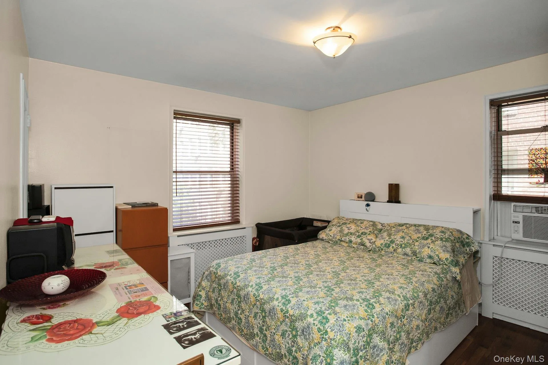 34-49 81st Street, New York, NY, 1 Bedroom Bedrooms, 4 Rooms Rooms,1 BathroomBathrooms,Residential,For Rent,81st,0,973141 34-49 81st Street, New York, NY, 1 Bedroom Bedrooms, 4 Rooms Rooms,1 BathroomBathrooms,Residential,For Rent,81st,0,973141