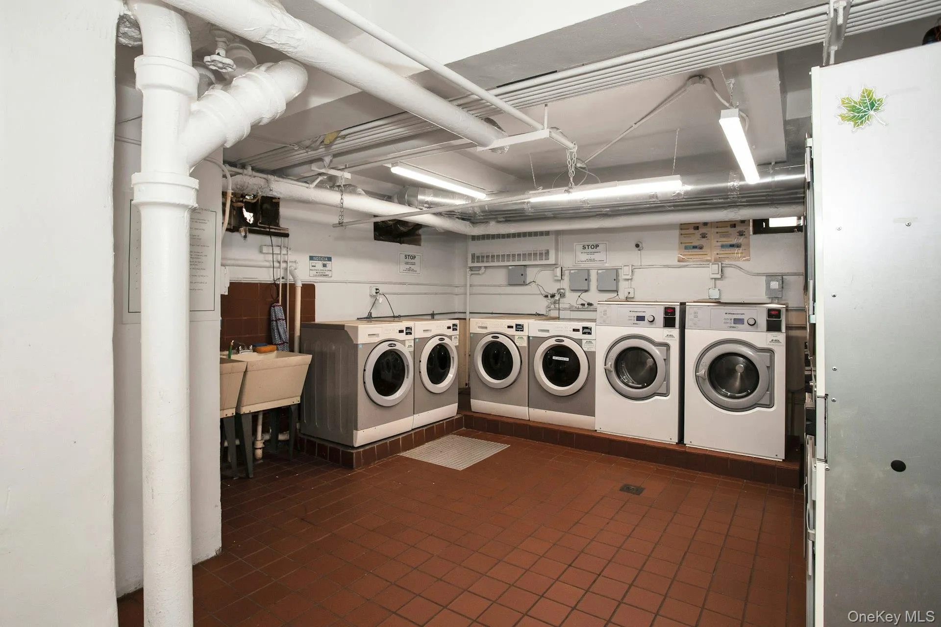34-49 81st Street, New York, NY, 1 Bedroom Bedrooms, 4 Rooms Rooms,1 BathroomBathrooms,Residential,For Rent,81st,0,973141 34-49 81st Street, New York, NY, 1 Bedroom Bedrooms, 4 Rooms Rooms,1 BathroomBathrooms,Residential,For Rent,81st,0,973141