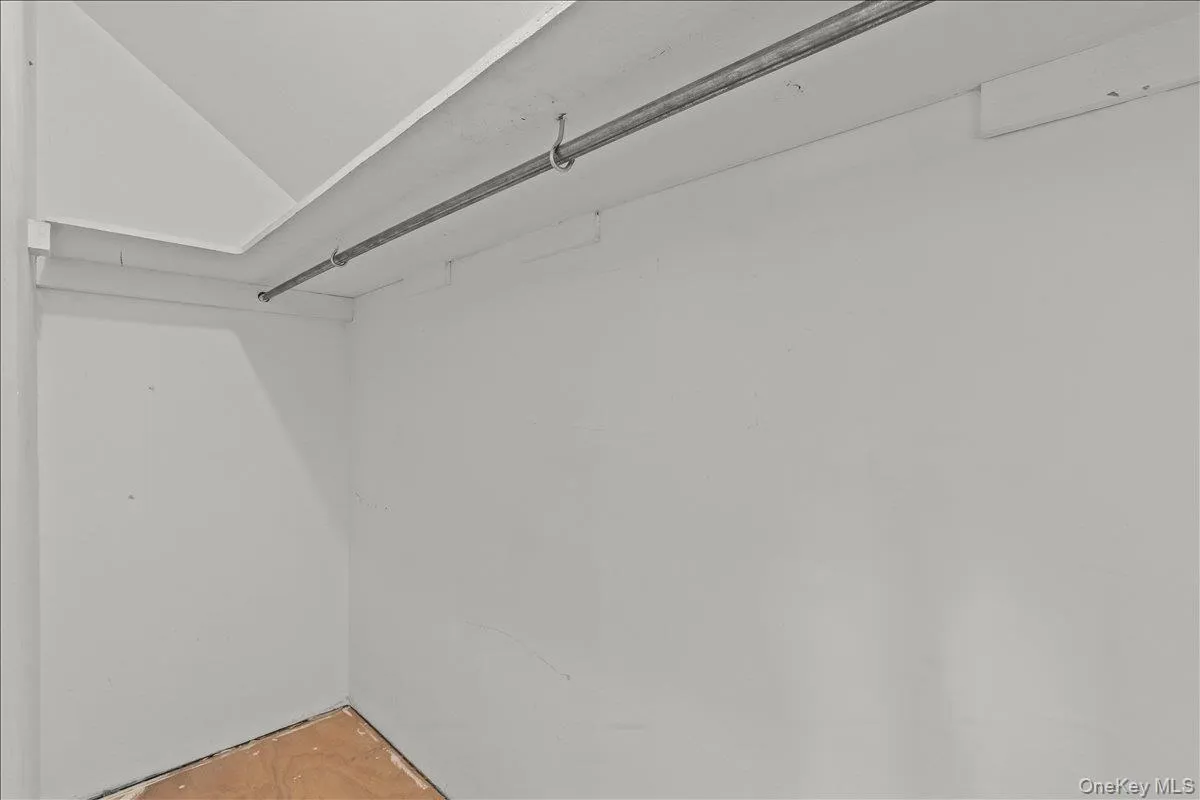 7 Oak Avenue, Eastchester, NY, 2 Bedrooms Bedrooms, 3 Rooms Rooms,1 BathroomBathrooms,Residential Lease,For Rent,Oak,0,973154 7 Oak Avenue, Eastchester, NY, 2 Bedrooms Bedrooms, 3 Rooms Rooms,1 BathroomBathrooms,Residential Lease,For Rent,Oak,0,973154