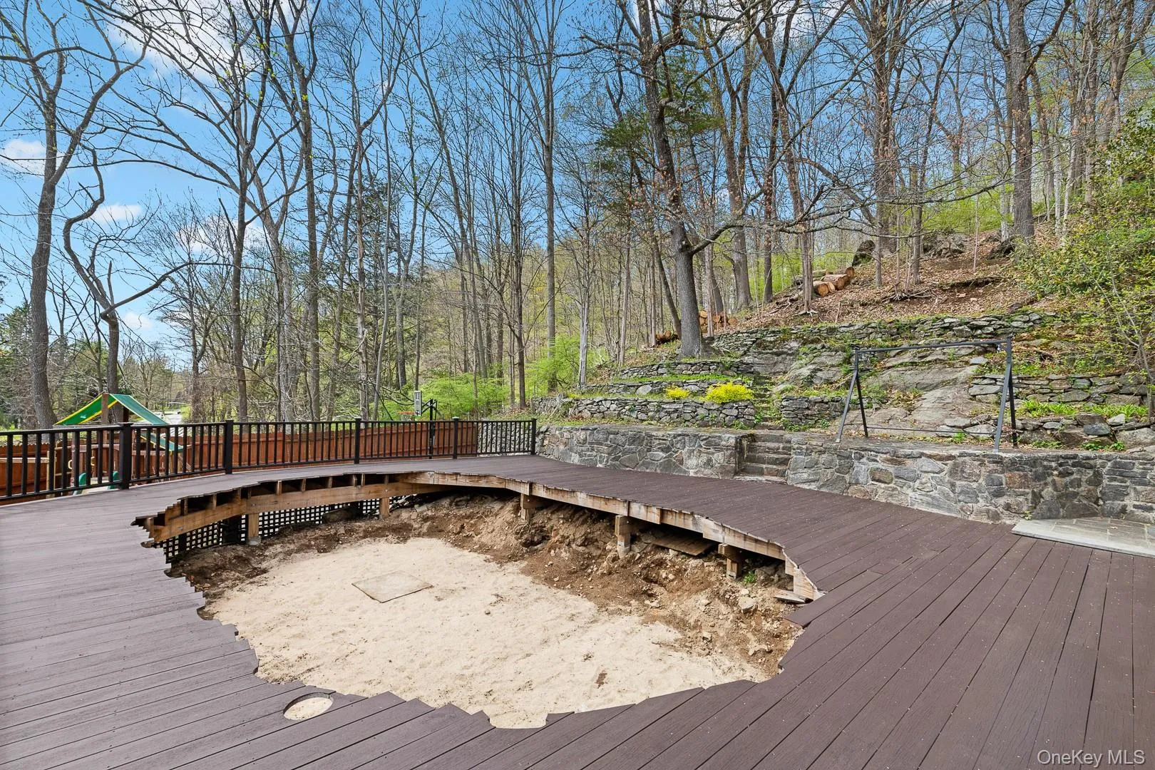 Deck with Pool Site Deck with Pool Site