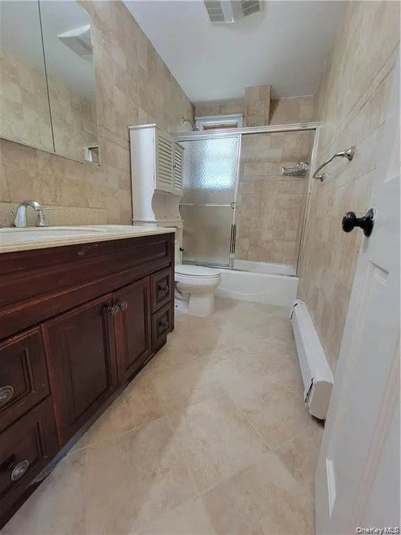 130 Locust Avenue, New Rochelle, NY, 3 Bedrooms Bedrooms, 7 Rooms Rooms,2 BathroomsBathrooms,Residential Lease,For Rent,Locust,0,973195 130 Locust Avenue, New Rochelle, NY, 3 Bedrooms Bedrooms, 7 Rooms Rooms,2 BathroomsBathrooms,Residential Lease,For Rent,Locust,0,973195