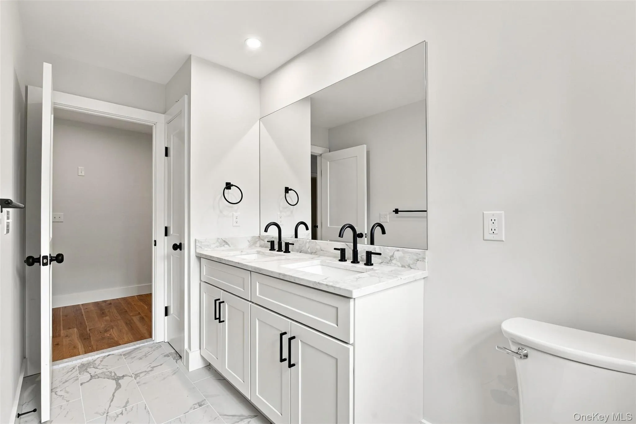 240 Mahopac Avenue, Somers, NY, 5 Bedrooms Bedrooms, 9 Rooms Rooms,3 BathroomsBathrooms,Residential,For Rent,Mahopac,0,973209 240 Mahopac Avenue, Somers, NY, 5 Bedrooms Bedrooms, 9 Rooms Rooms,3 BathroomsBathrooms,Residential,For Rent,Mahopac,0,973209
